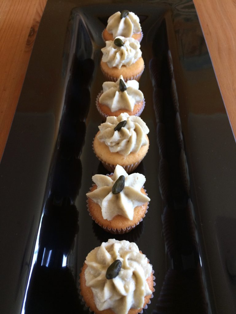 Mandarinen Pistazien Mini Cupcakes