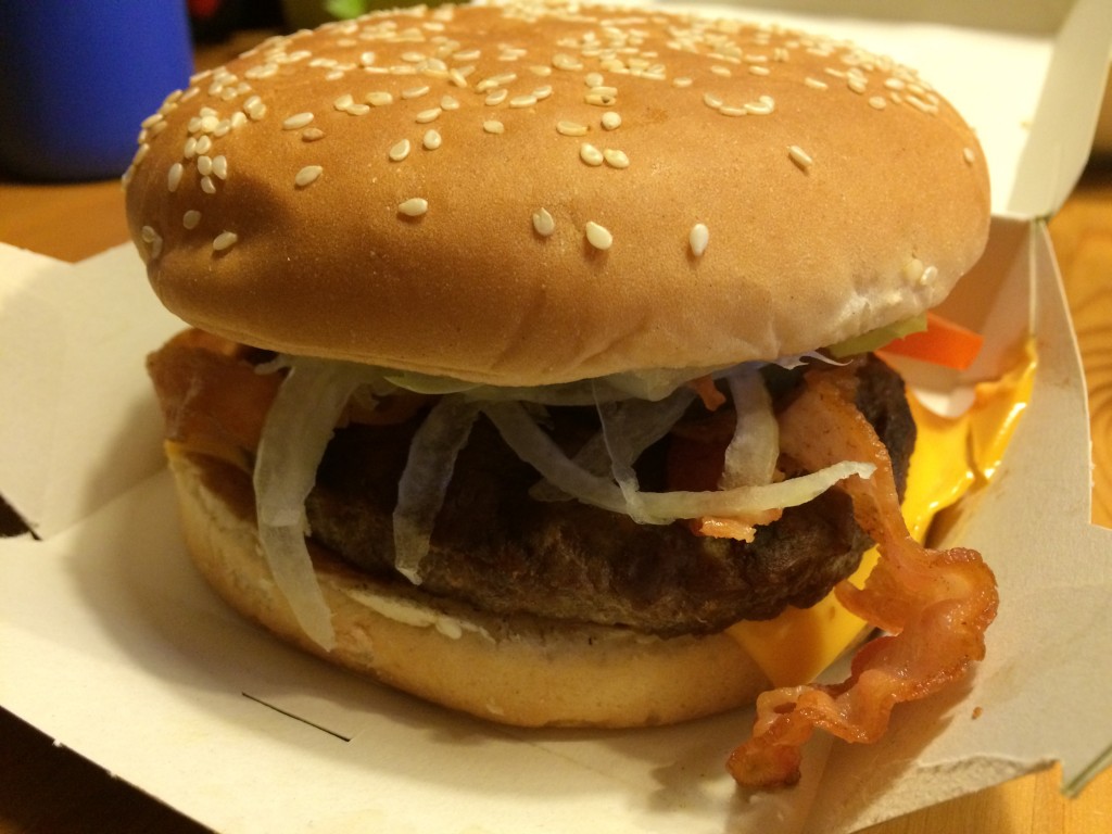 Burger me, Cheeseburger mit Speck