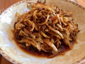 Hackfleisch mit Kraut