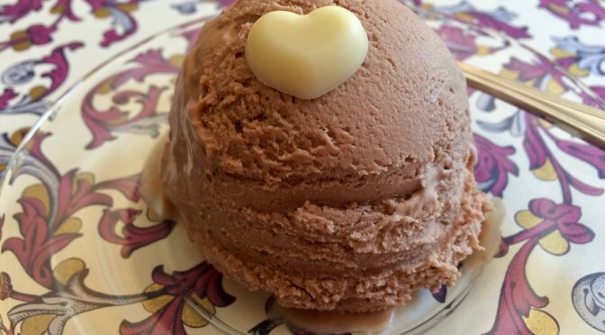 Nuss Nougat Eis
