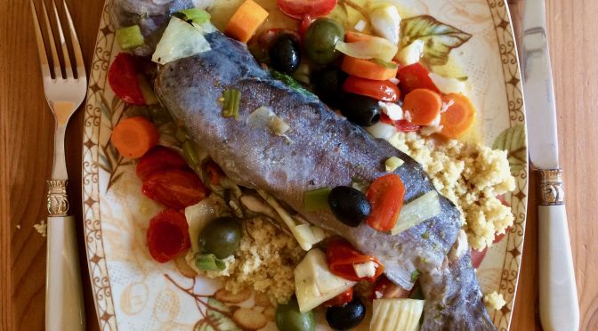 Forelle mit mediterranem Gemüse und Couscous