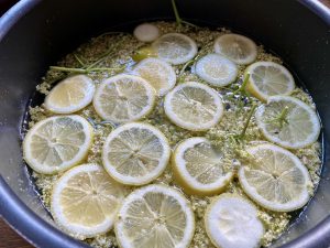 Holunderblütensirup